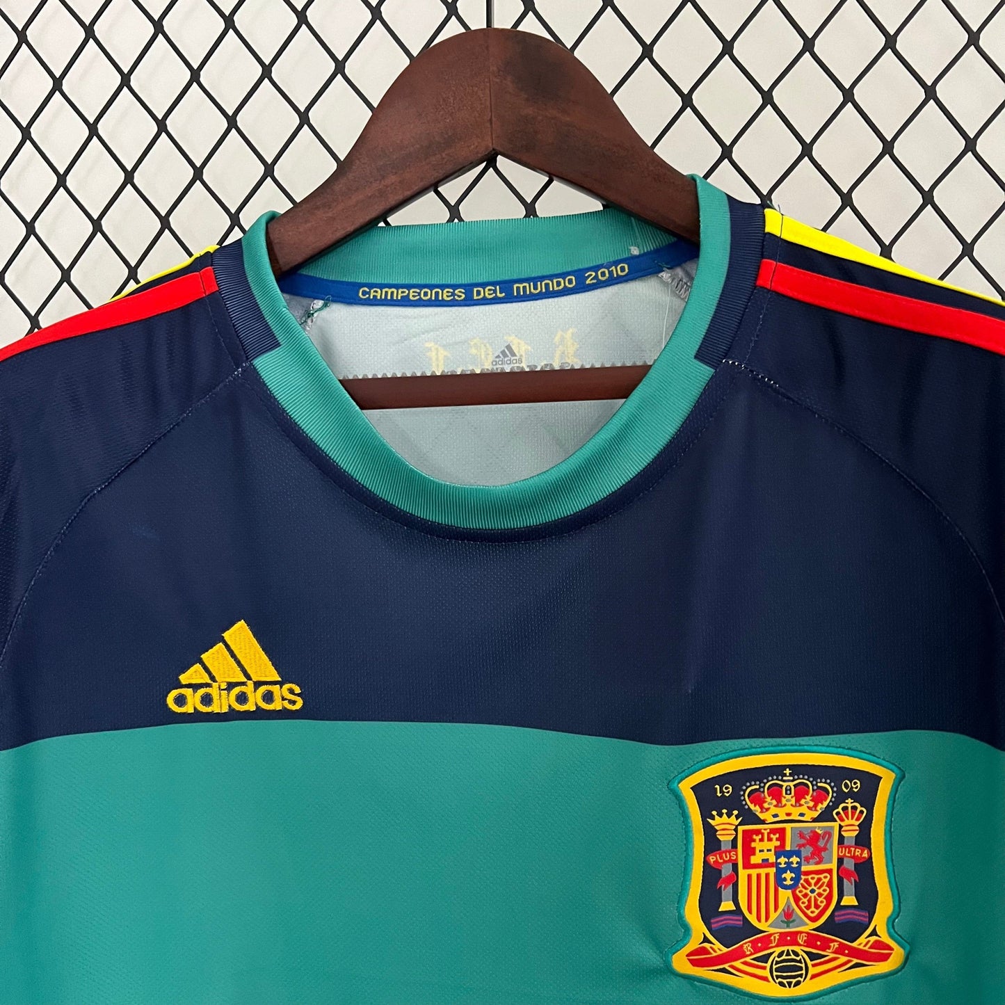 Spain Goalkeeper 10/11