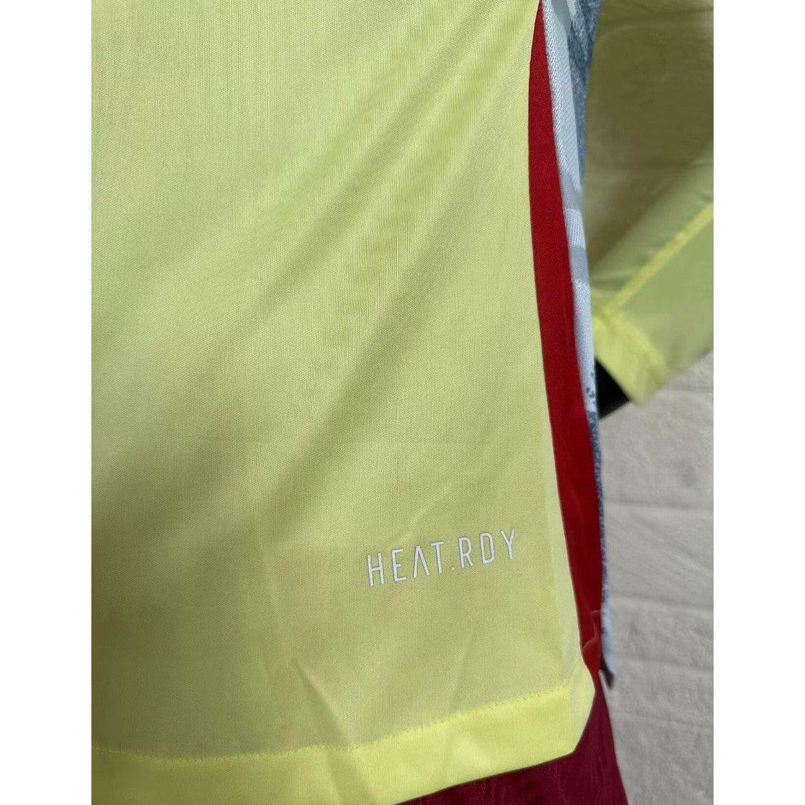 Playera Player Version 2024 Spain Away Yellow Long Sleeve Jersey