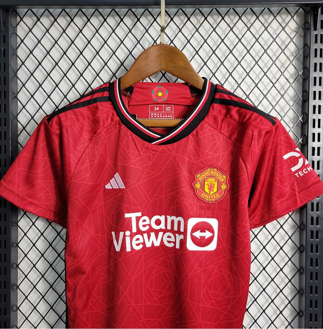 Kit per bambini-Manchester United Principal 23/24