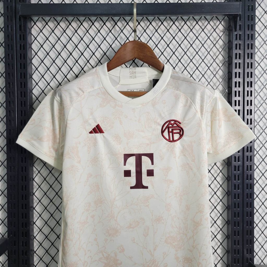 Niño Kit - Bayern de Múnich Tercer 23/24