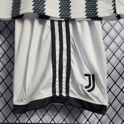 Kit per bambini-Juventus Principal 22/23