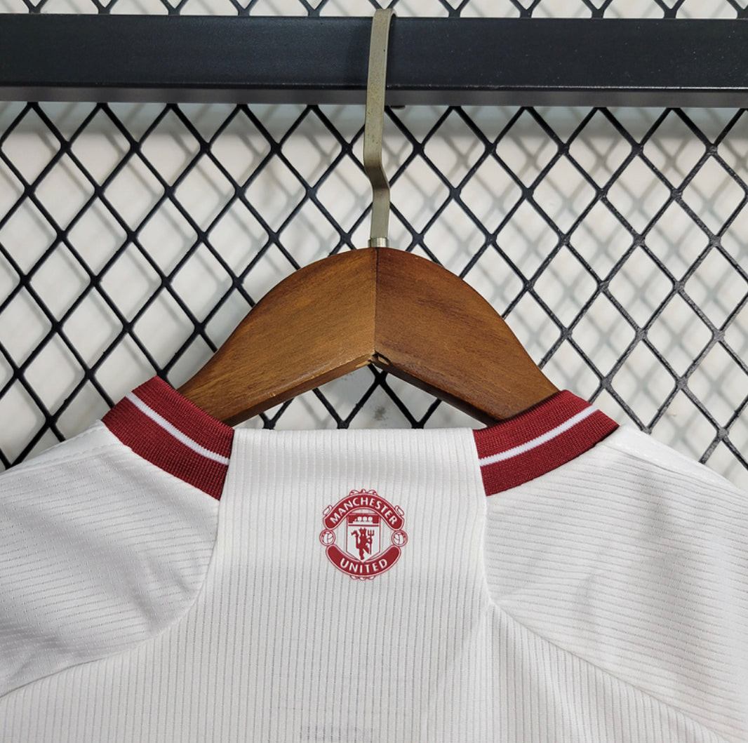 Kids kit-manchester united third 23/24