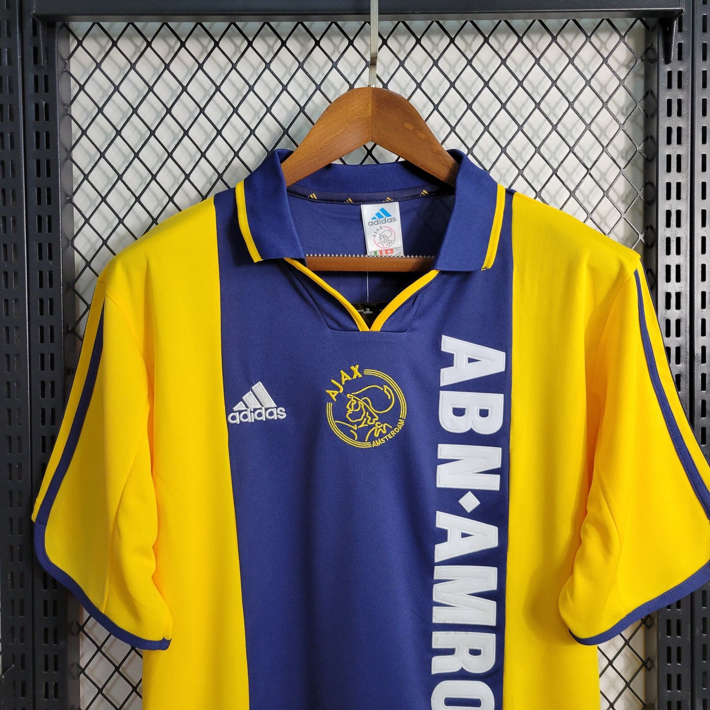 Ajax Malartach 00/01