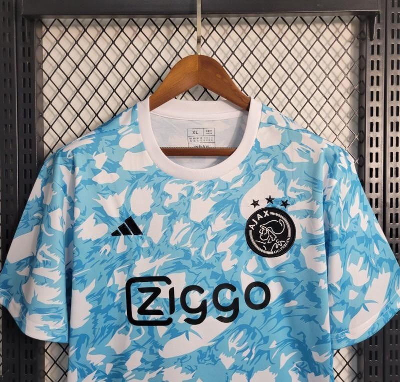 23-24 Ajax Training Blaues Trikot