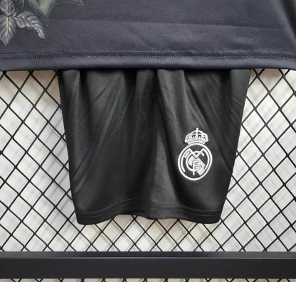 23/24 Maillot Enfant Real Madrid x Yamamoto Noir