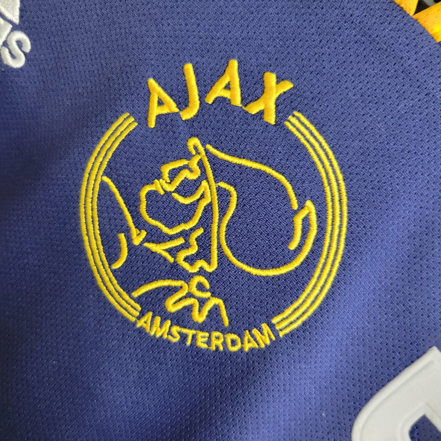 Ajax Malartach 00/01