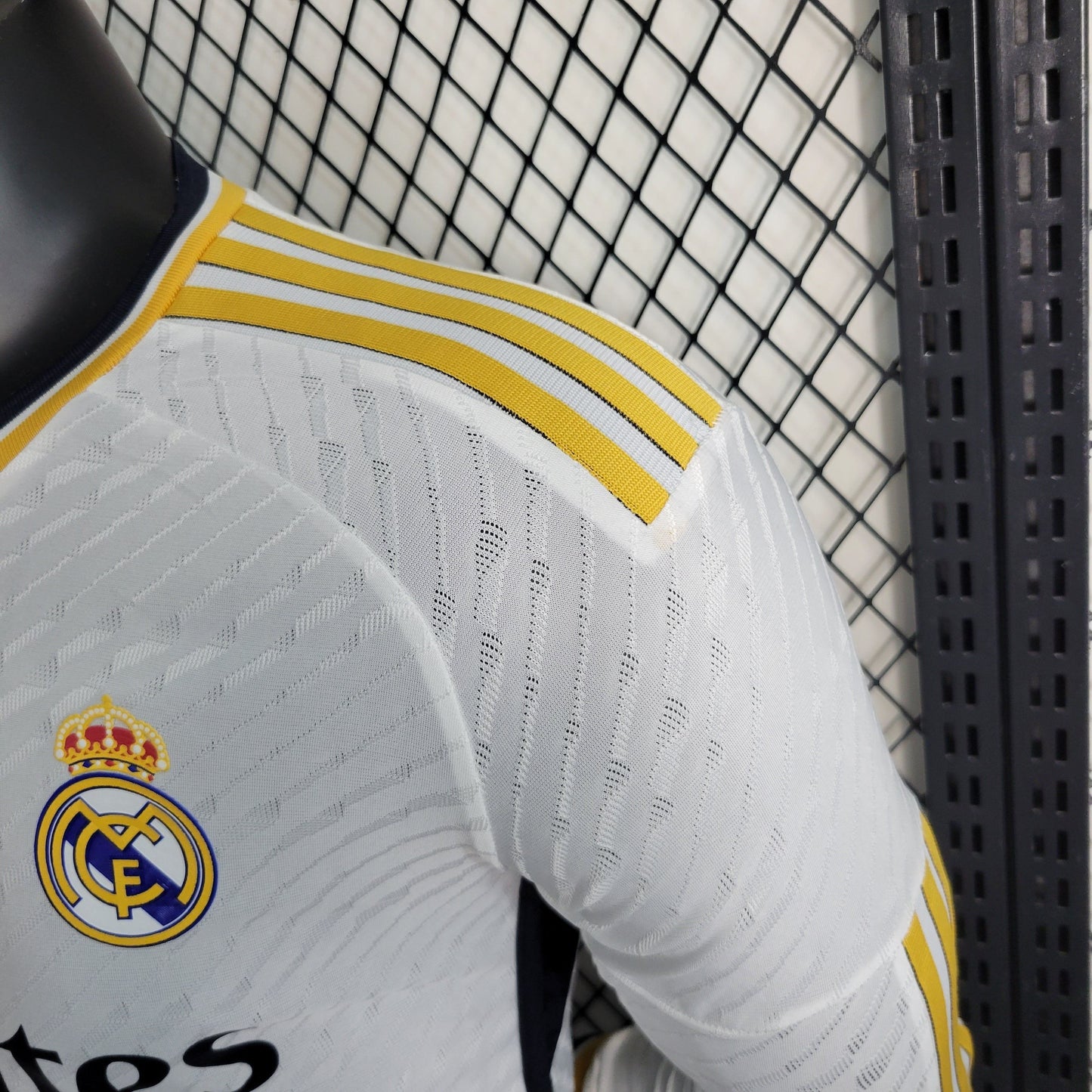 Real Madrid Main 23/24-Long Sleeve-Player Version