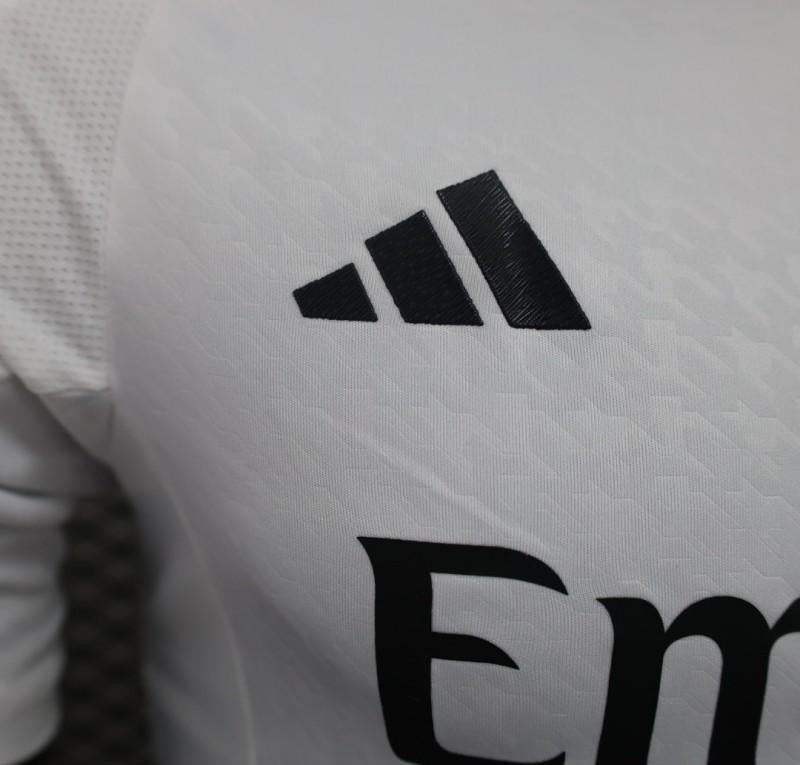 Versión del jugador 24/25 Real Madrid Home Jersey