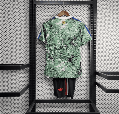 24/25 Kids Kit Manchester United F.C X Stone Roses Deilbhín Jersey.