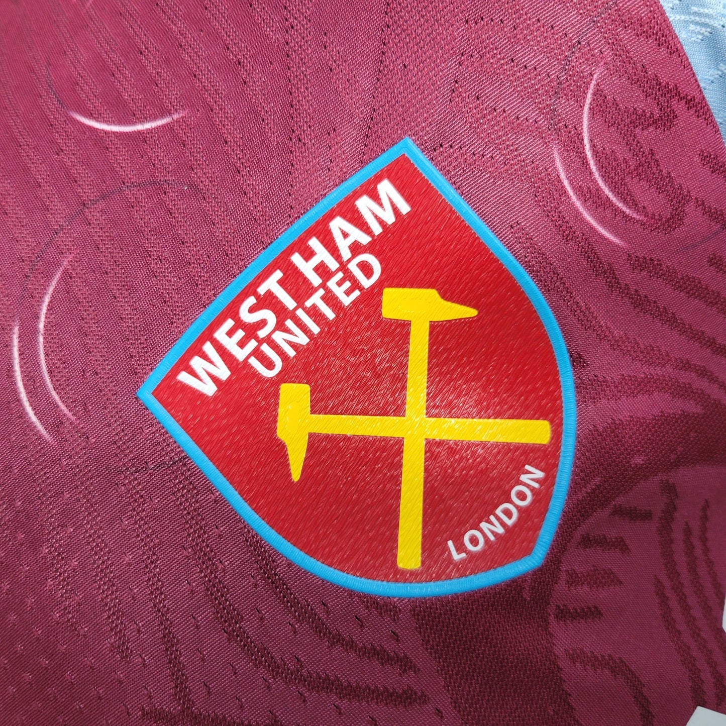 West Ham versione principale per 23/24 giocatori