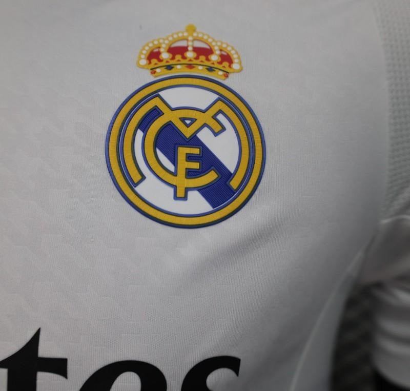 Versión del jugador 24/25 Real Madrid Home Jersey