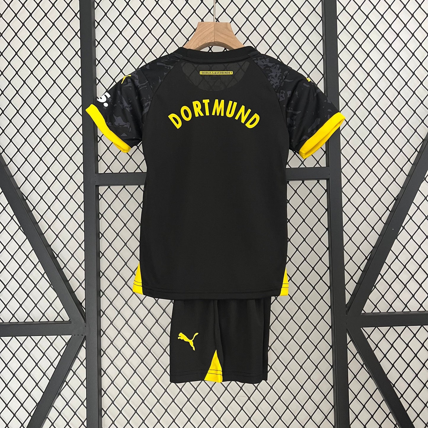 Kids Kit - Borussia Dortmund Alternative 23/24