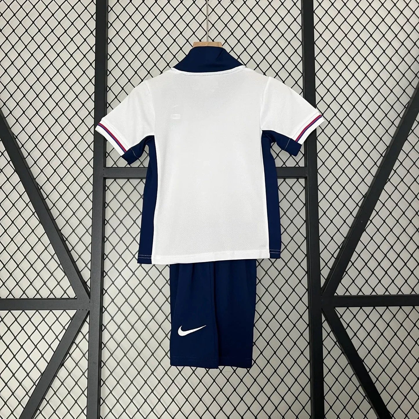 Kids Kit-England Main 24/25