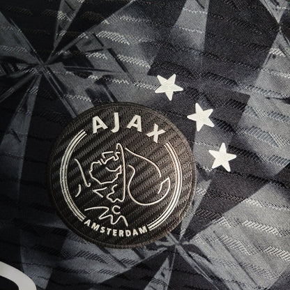 Ajax 세 번째 23/24-플레이어 버전