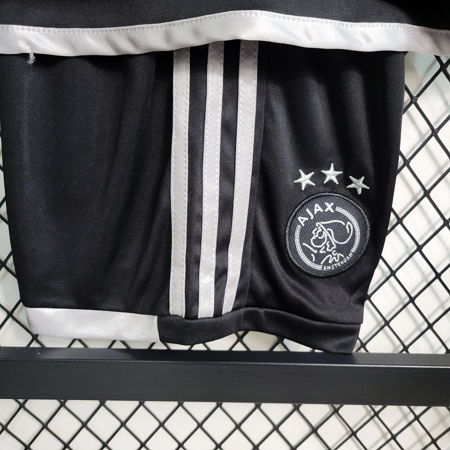 Kids Kit - Ajax Terceiro 23/24