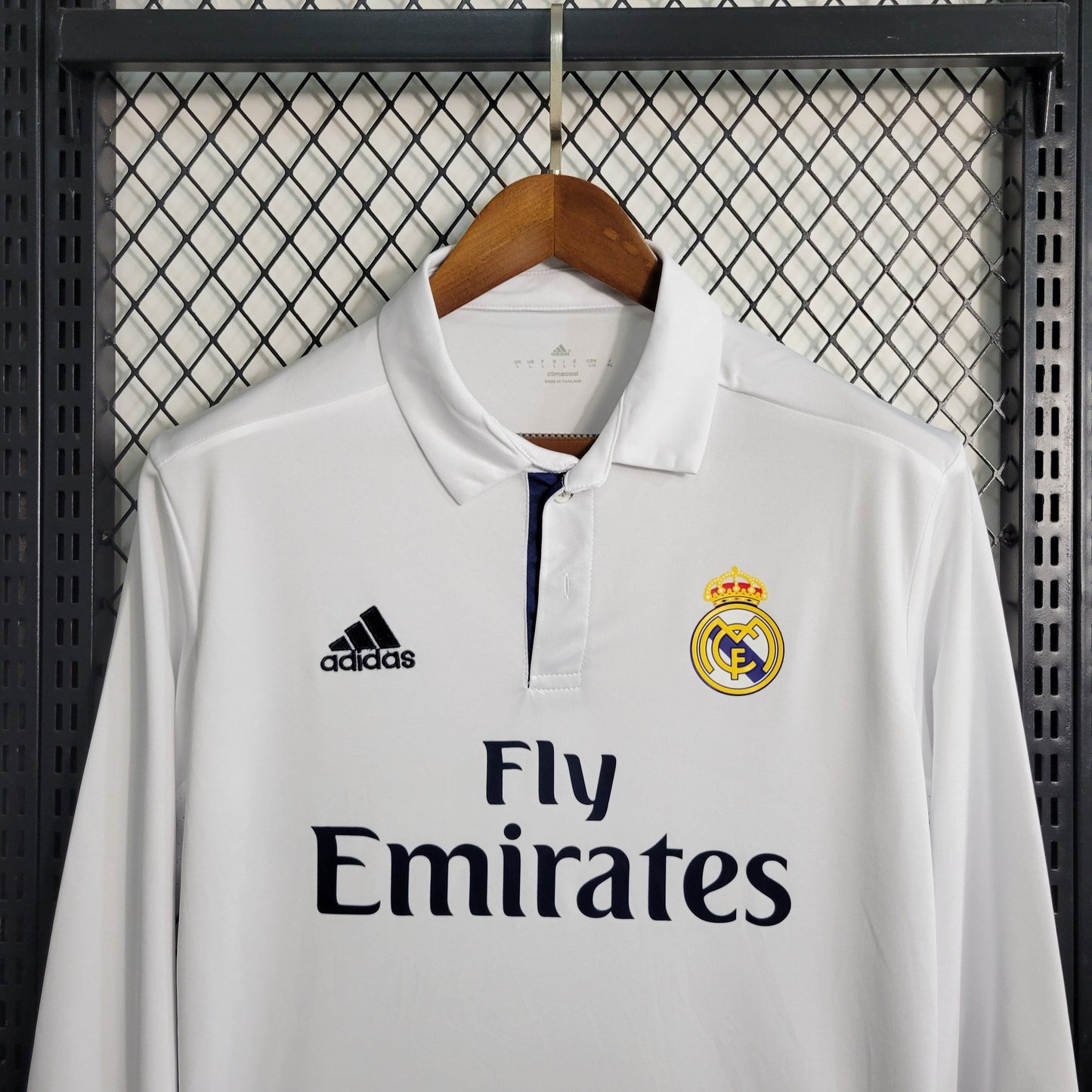 Real Madrid Príomhoide 16/17-Sleeve Fada