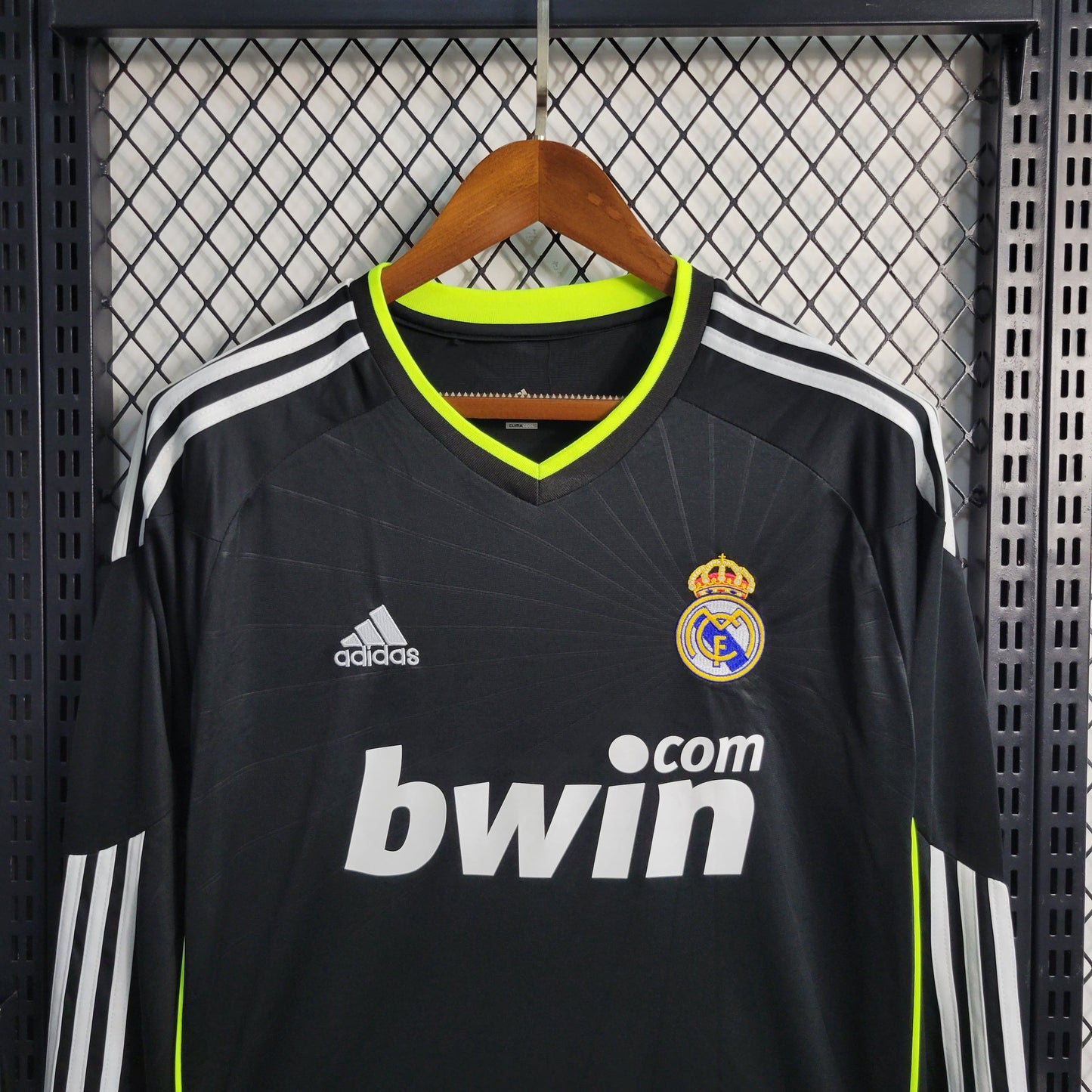 Real Madrid Alternative 10/11-Long Sleeve