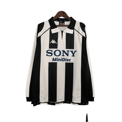 Juventus main 97/98